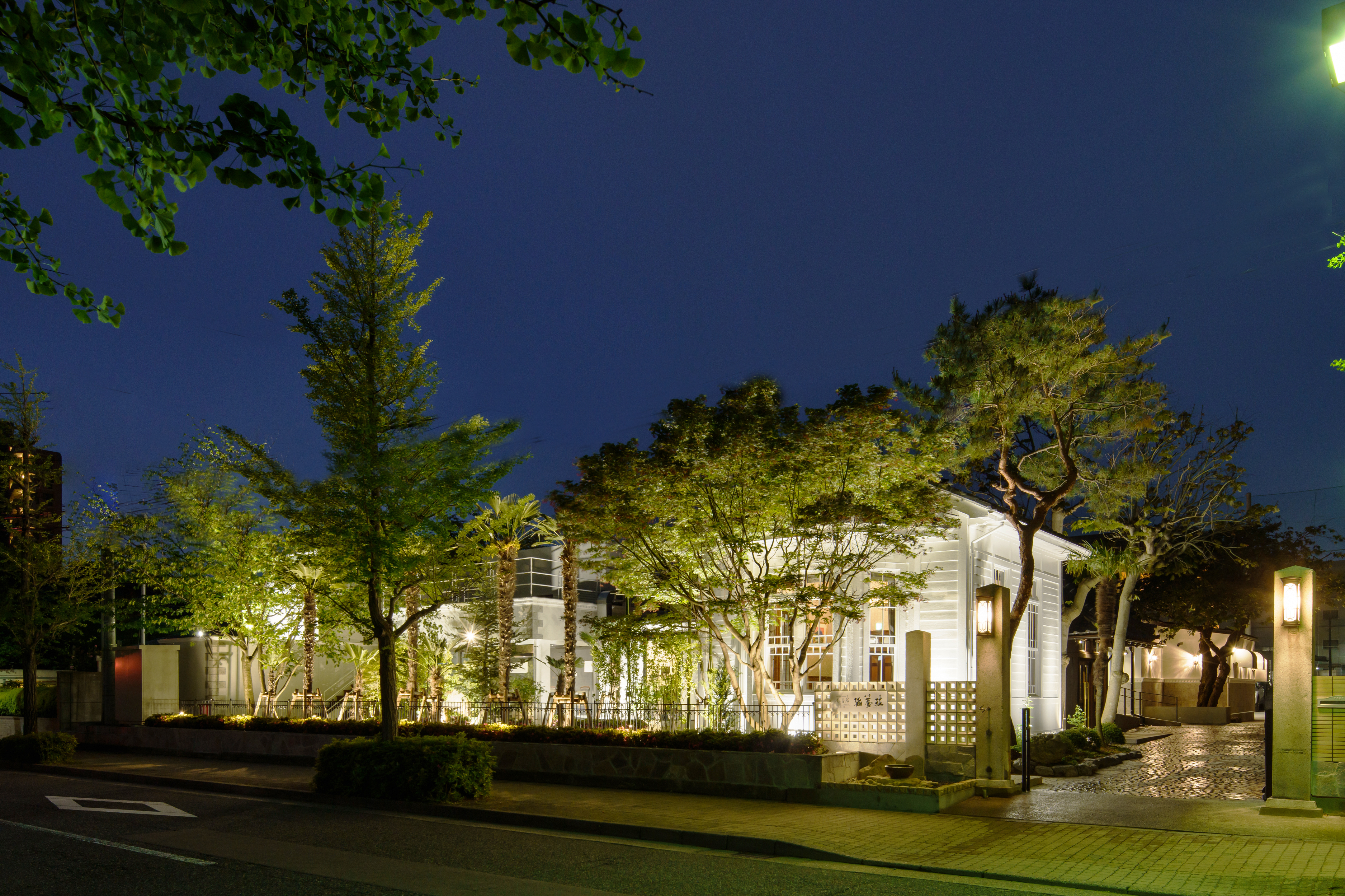 FRENCH TEPPAN 静香庵 別邸　涵養荘「旧新潟県副知事公舎」